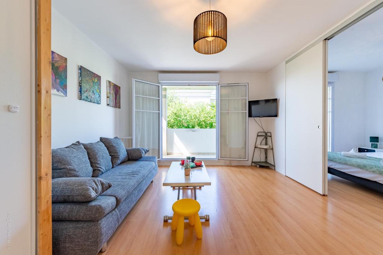 Cozy Corner Apartment Montevrain Exterior photo